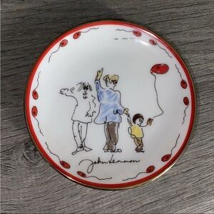 John Lennon ‘Peace Brother’ collectors miniature Plate.